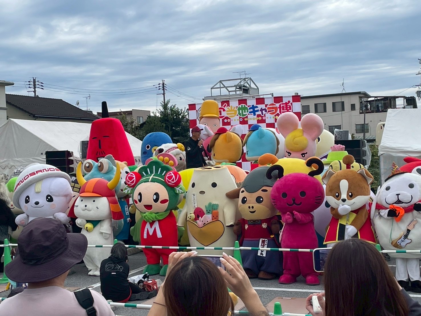 140以上ものキャラさんが大集合!